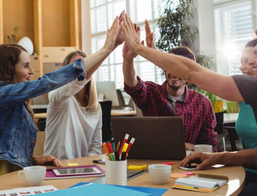La amistad con compañeros del trabajo, ¿suma o es contraproducente?